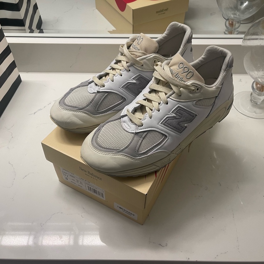 New balance made in USA 990 v2 sea salt size 11